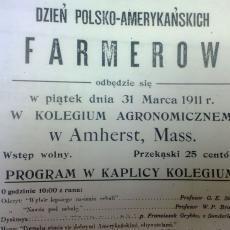 This poster advertised the first Polish language “Farmers’ Day,” held in 1911. 