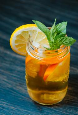 iced tea with mint leaves