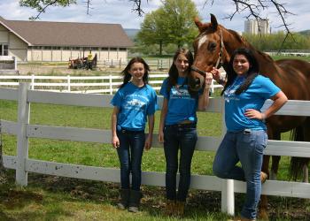 4-H members with horse