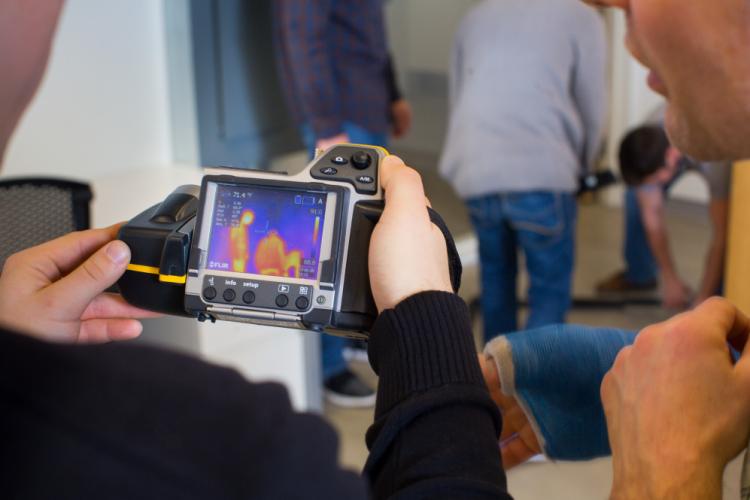 UMass Energy Corps class uses infrared camera to check thermal imaging